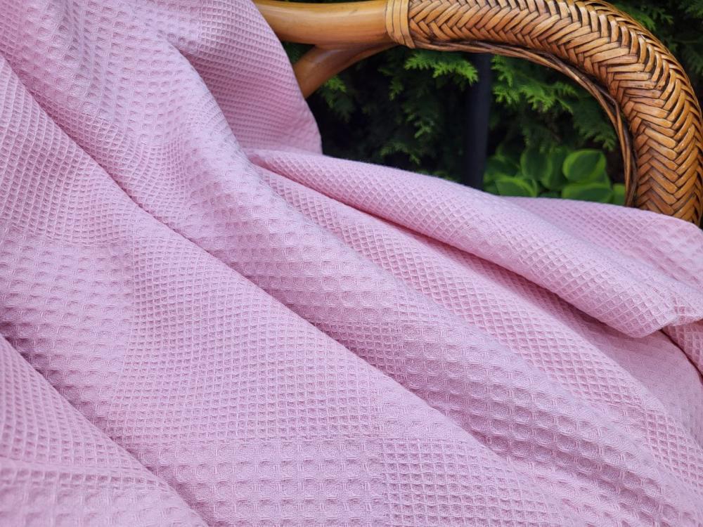 Покрывало Пике Вафелька 140x220 см Светло-розовый (11210) - фото 3 Покрывало Пике Вафелька 140x220 см Светло-розовый (11210) - фото 3