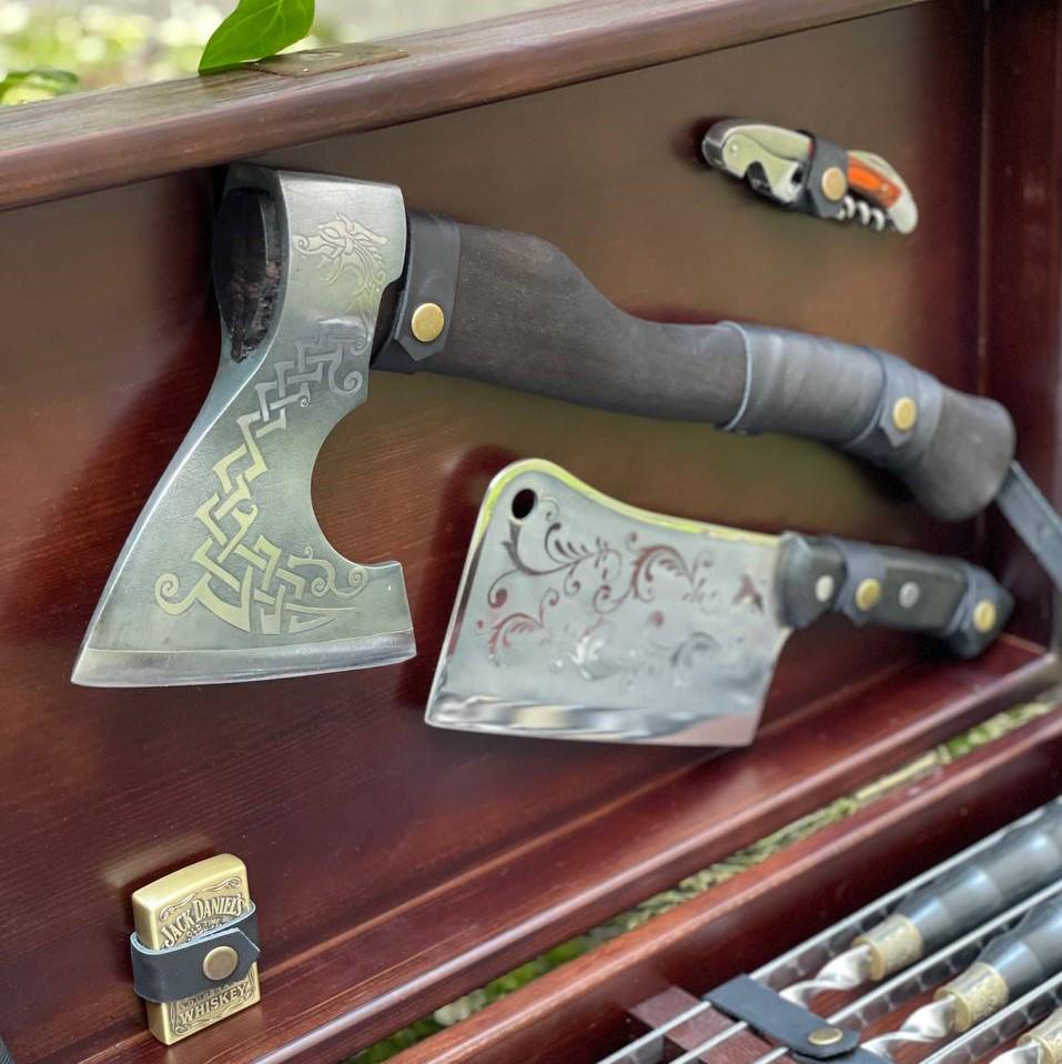 Набір шампурів Gorillas BBQ Вікінг в дерев'яній коробці - фото 2 Набір шампурів Gorillas BBQ Вікінг в дерев'яній коробці - фото 2