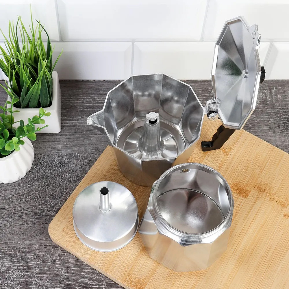 Кофеварка гейзерная для плиты Retro алюминиевая на 12 чашек 1200 мл (03-MH-5173-12) - фото 9 Кофеварка гейзерная для плиты Retro алюминиевая на 12 чашек 1200 мл (03-MH-5173-12) - фото 9