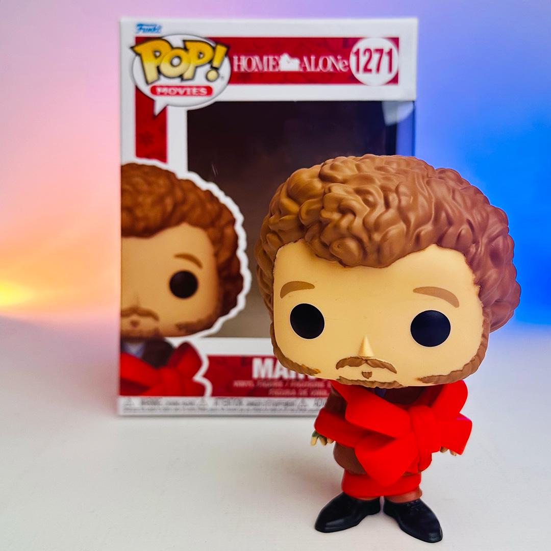 Фігурка Funko POP Home Alone Marv With Bow (66924)