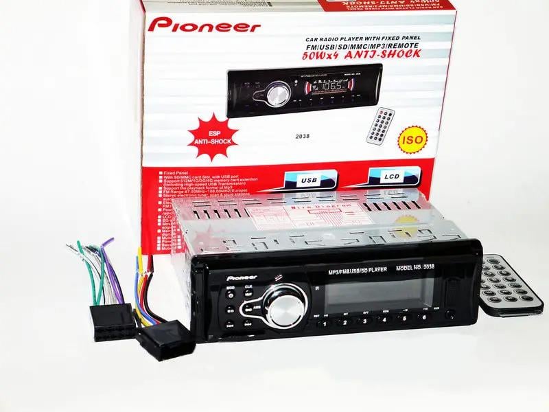 Автомагнітола PIONEER 2038 потужність з AUX та пультом 4х15W Чорний (15468171) - фото 5