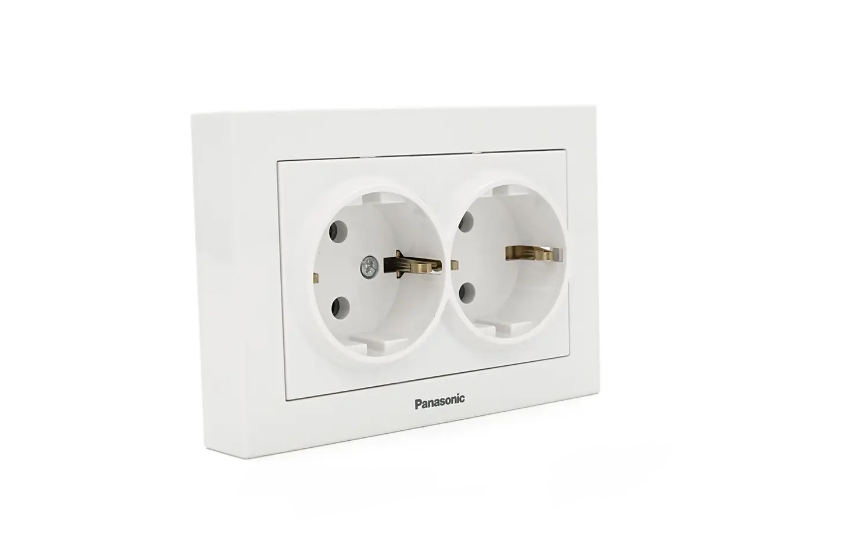 Розетка двойная с заземлением Panasonic Karre Plus 55 Белый (35777779)