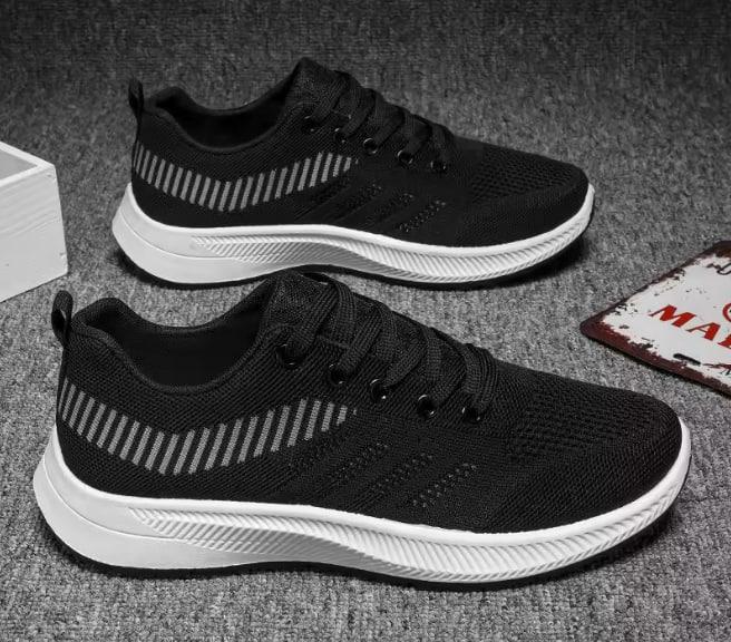 Кросівки р. 43 27 см Чорний (29867083)