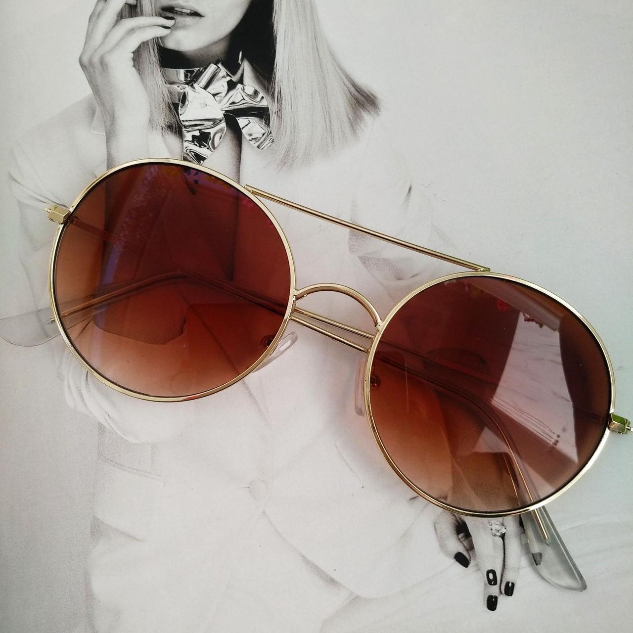 Солнцезащитные очки круглые с цветной линзой Желтый - фото 9 Солнцезащитные очки круглые с цветной линзой Желтый - фото 9