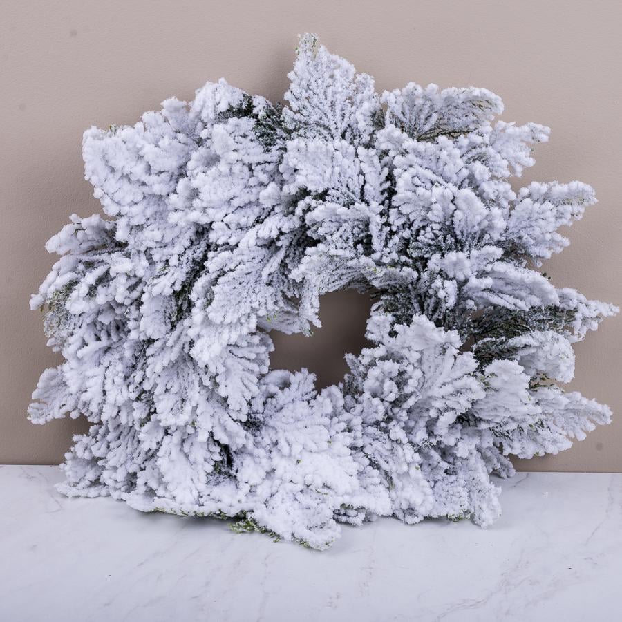 Вінок із засніженої туї 50 см (6429)