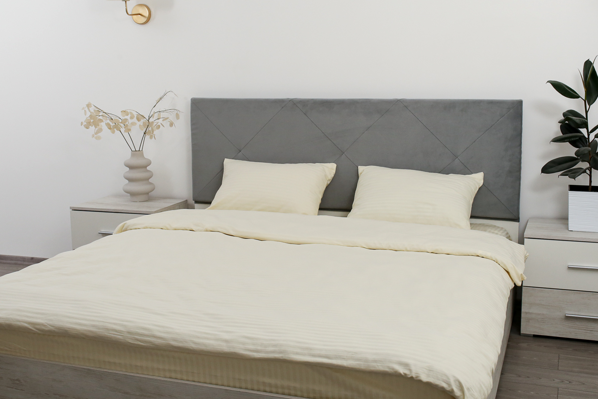 Комплект постельного белья семейный Amore beige0507 страйп-сатин Бежевый (KPB-As-STLux-beige0507 70x70_) - фото 2 Комплект постельного белья семейный Amore beige0507 страйп-сатин Бежевый (KPB-As-STLux-beige0507 70x70_) - фото 2