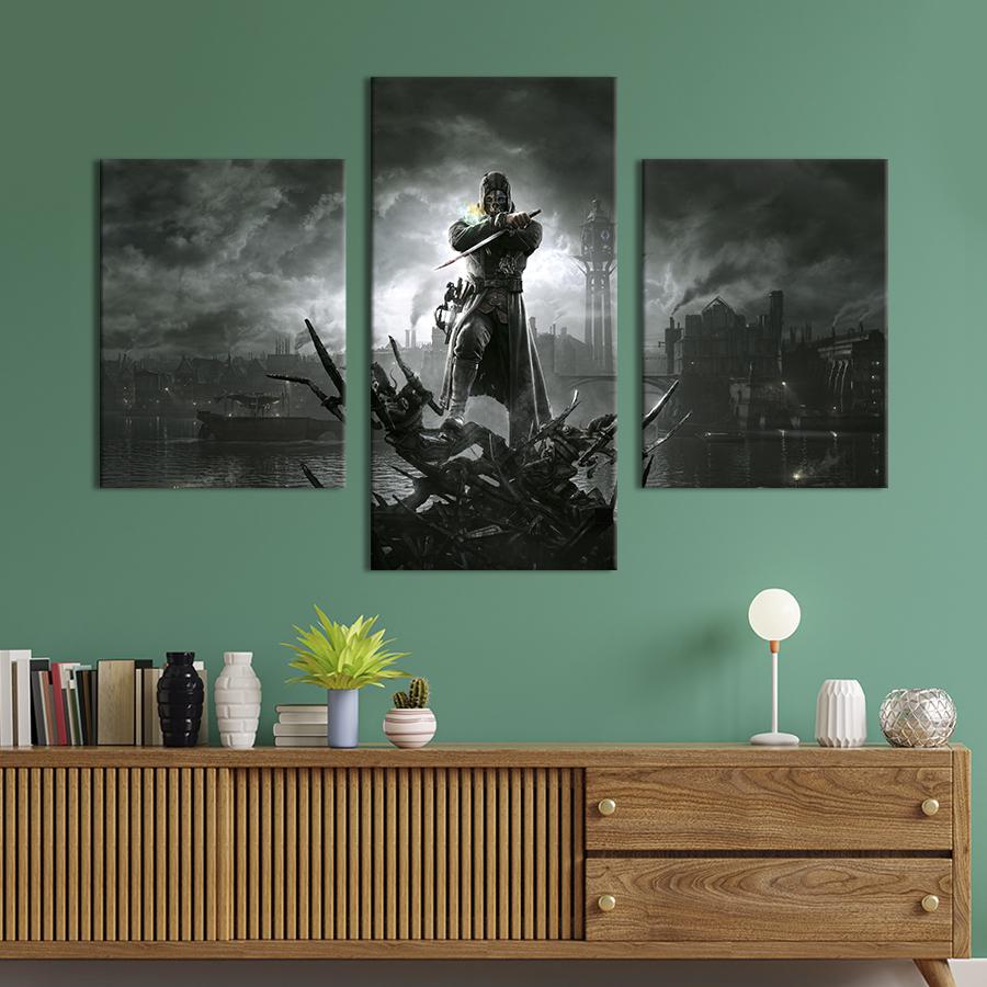 Картина на холсте триптих Мрачный герой Корво Аттано 66x40 см (1436-32)