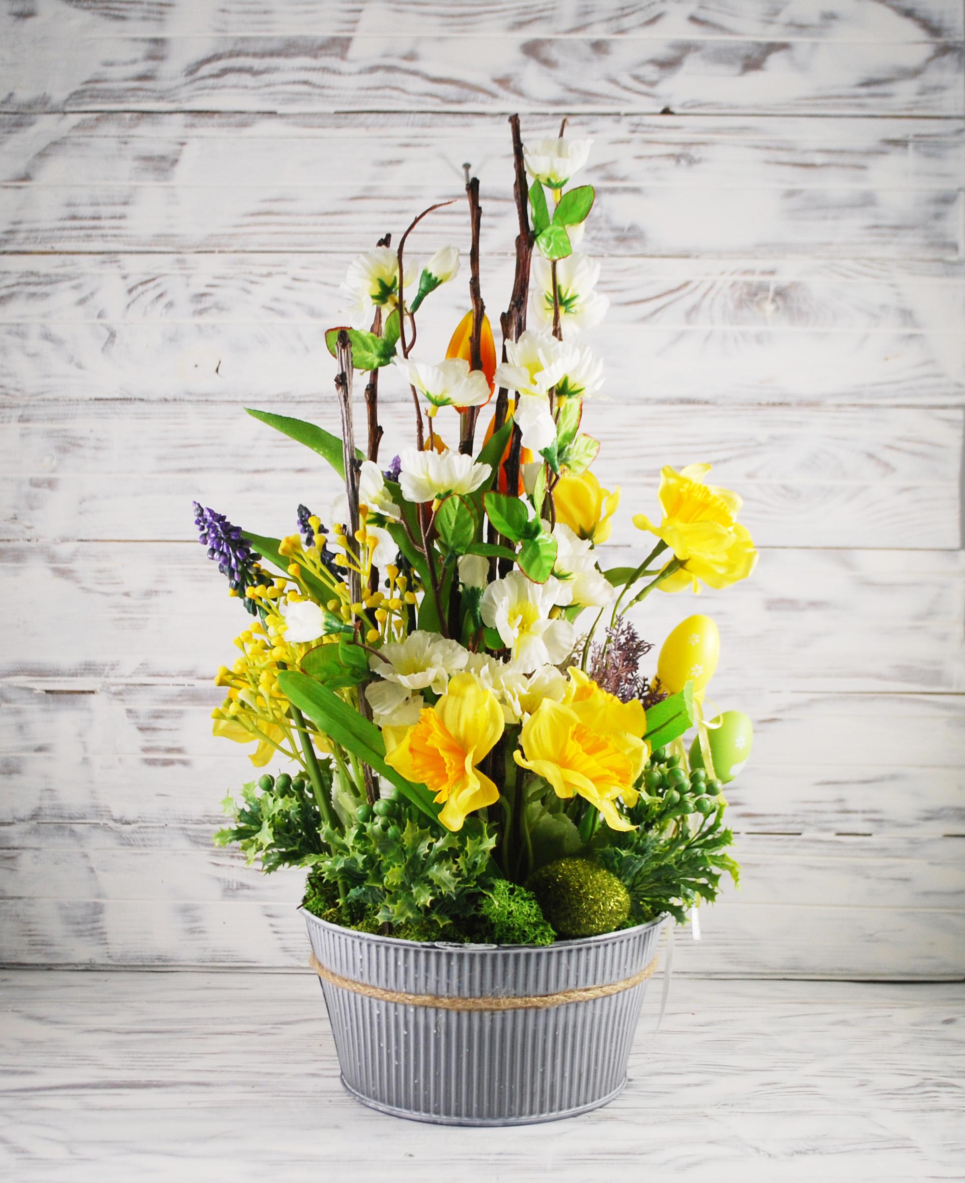 Весняна Великодня композиція в металевому кашпо 46 см Жовтий/Зелений/Білий (6550761) - фото 4