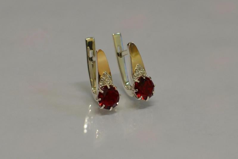 Серебряные серьги Sil с золотыми вставками 124s-11 Красный (Sil-784)