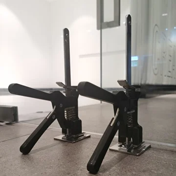 Регулятор высоты универсальный ручной для поддержания плит большого формата (C01234-1) - фото 9 Регулятор высоты универсальный ручной для поддержания плит большого формата (C01234-1) - фото 9