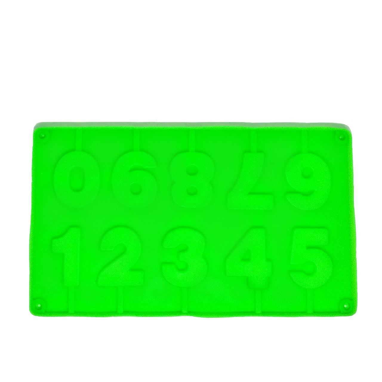 Силіконова форма для випічки печива MagicKitchen Цифри №696 29х16.5х0.7 см Cалатовий (203761)