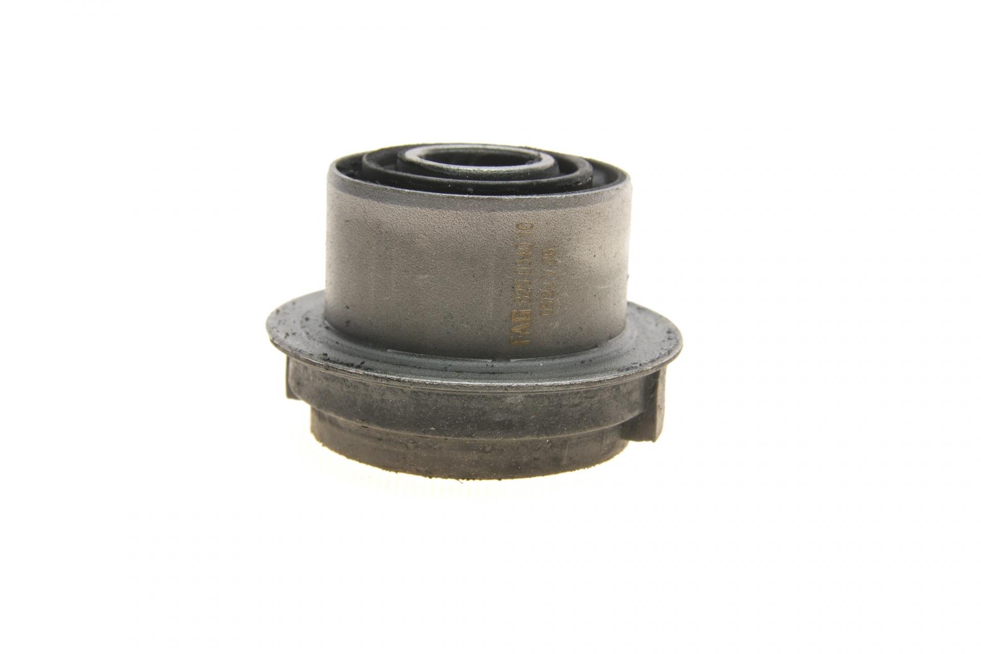 Ремкомплект рычага переднего/нижнего Mercedes E-class W210 95-03 (824 0016 30)