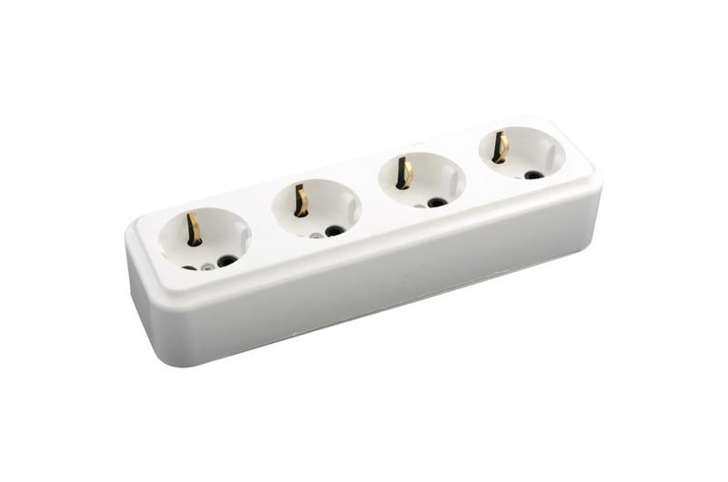 Розетка накладна чотирна Господар із заземленням (94-0073)