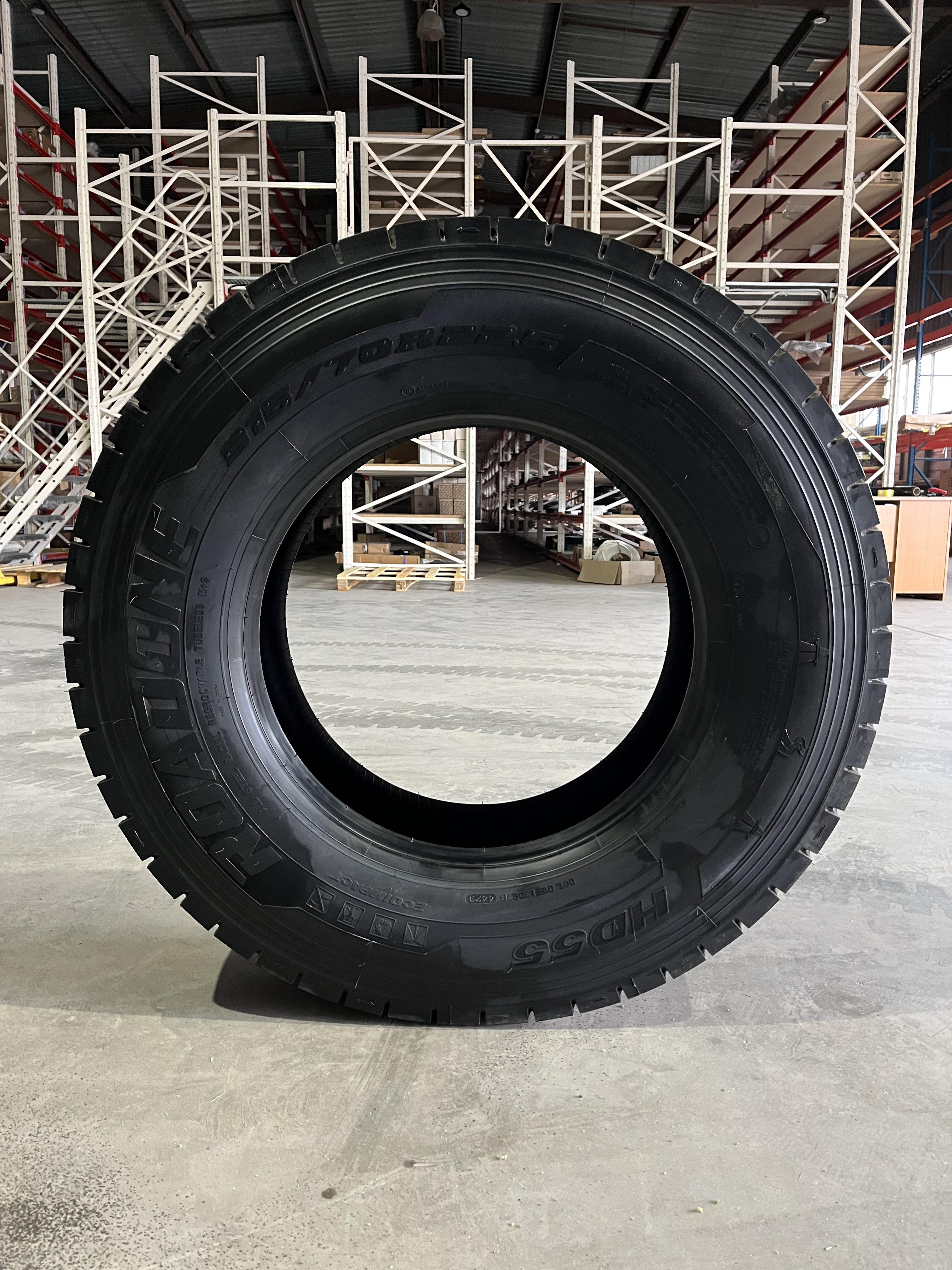 Автошина Roadone 315/70R22.5 18PR HD55 151/148L ведущая - фото 2 Автошина Roadone 315/70R22.5 18PR HD55 151/148L ведущая - фото 2