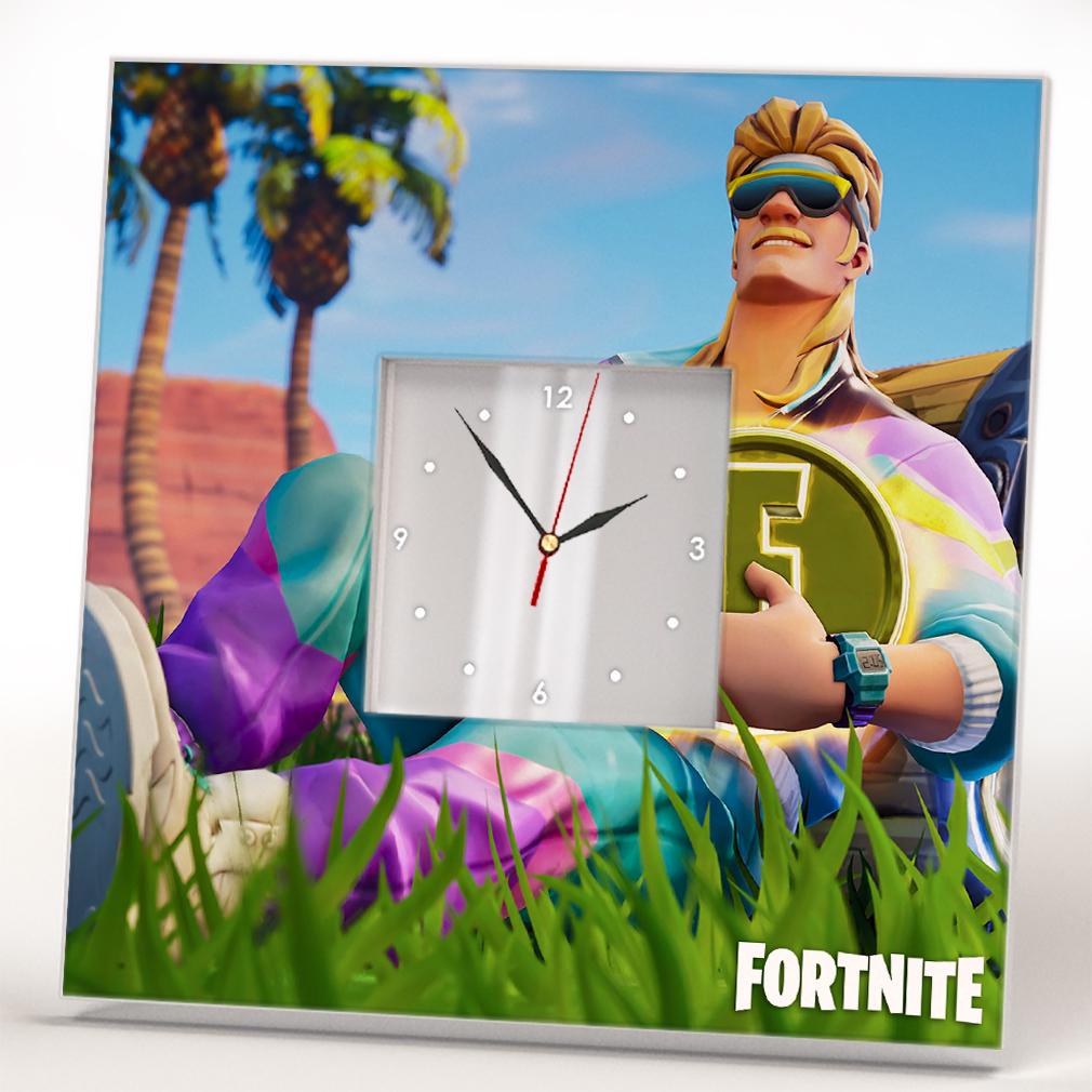 Часы Персонажи игры ''Fortnite'' 260x260 мм (C04411)