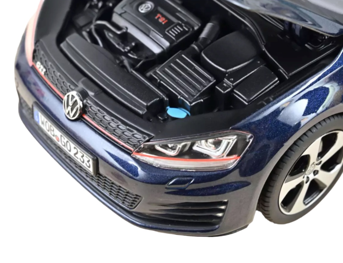 Модель автомобиля Norev 1:18 Volkswagen Golf 7 GTI 3d Limited Edition Dark Blue (188552) - фото 3 Модель автомобиля Norev 1:18 Volkswagen Golf 7 GTI 3d Limited Edition Dark Blue (188552) - фото 3