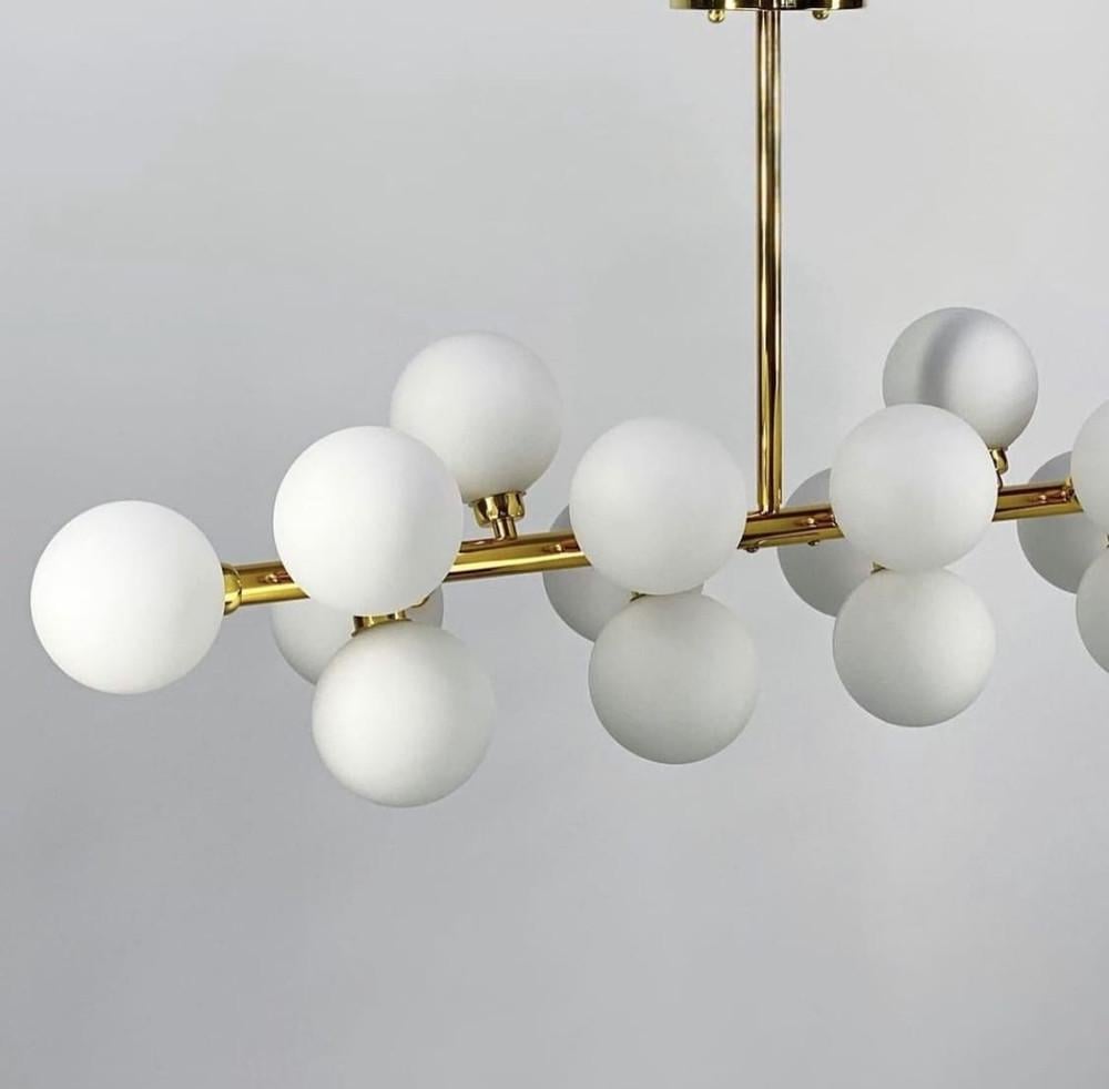 Люстра линейная с миниатюрными белоснежными плафонами (DE 14 L/940 GD) - фото 8