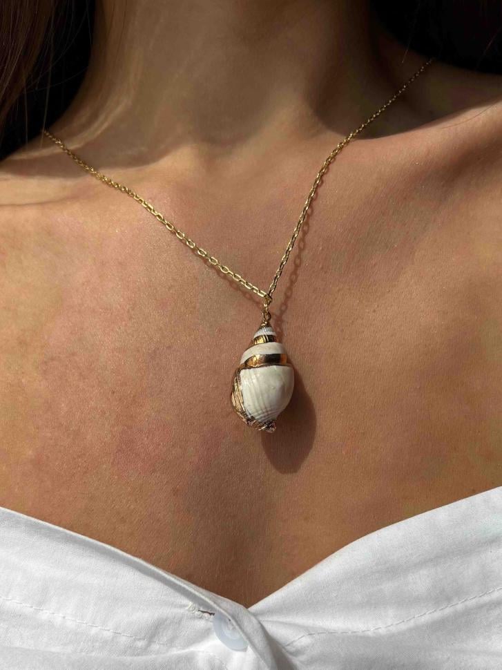 Ланцюжок на шию з підвіскою-мушлею (5631)