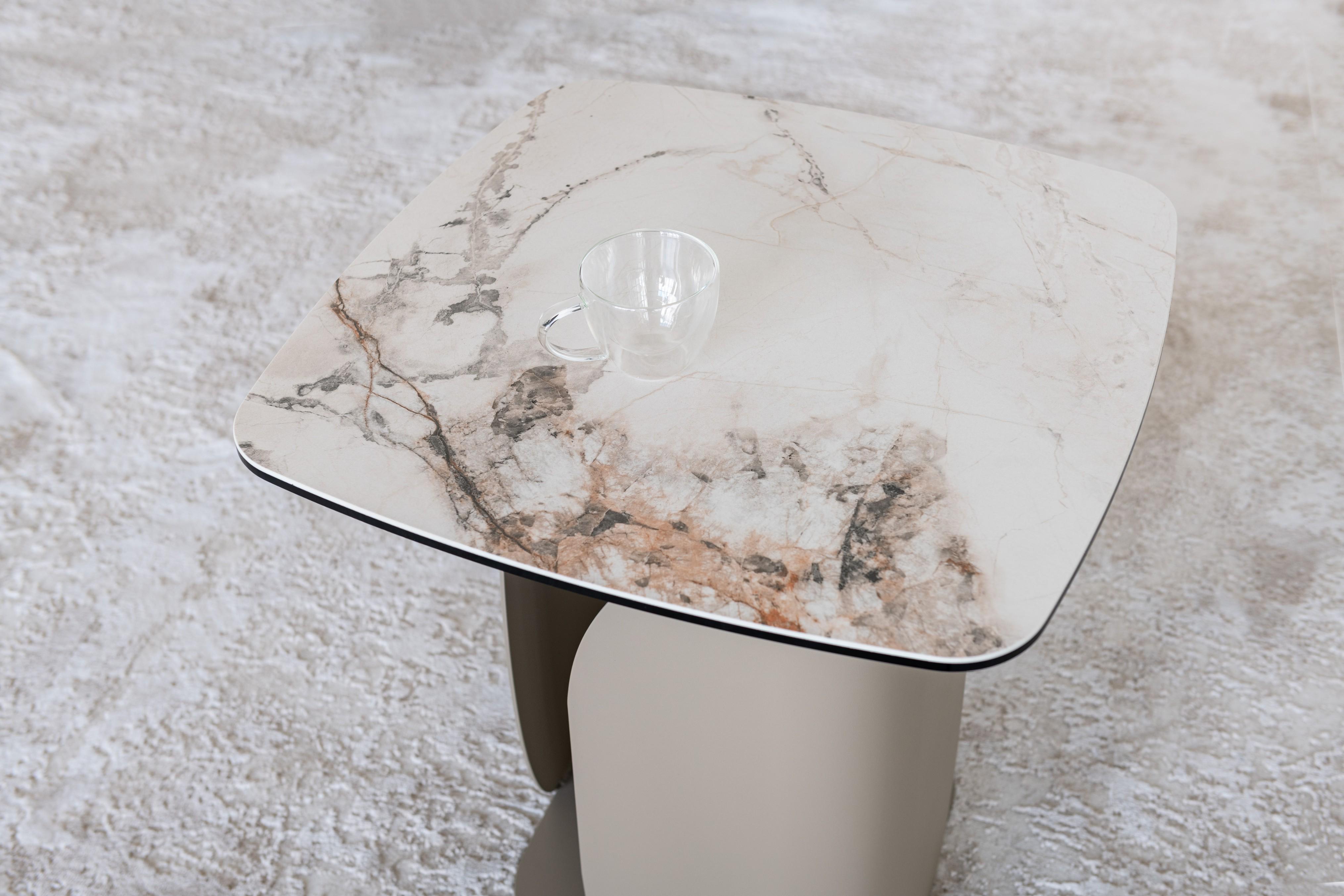 Кофейный стол Кристиано 50х550х550 мм Аврора голд/Бежевый (30986429) - фото 8 Кофейный стол Кристиано 50х550х550 мм Аврора голд/Бежевый (30986429) - фото 8