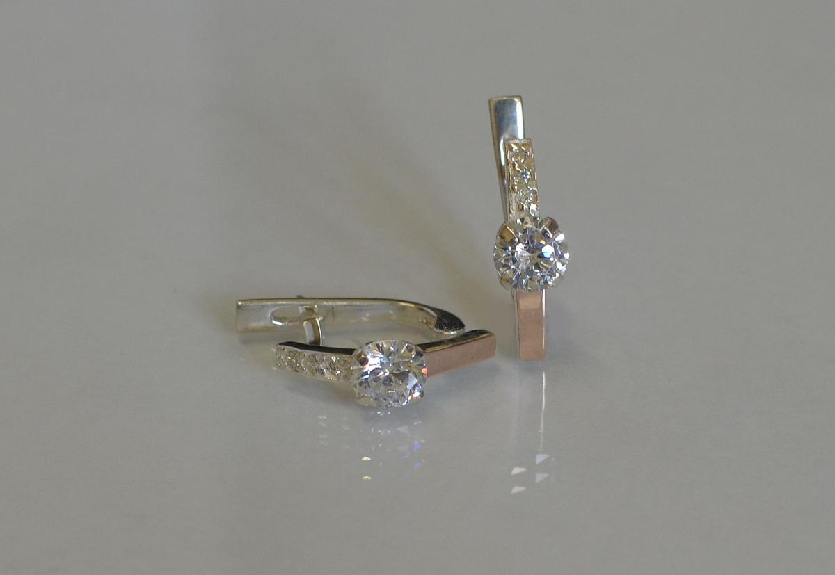 Срібні сережки зі вставками з золота 018с Білий