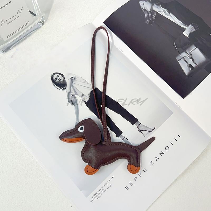 Брелок-подвеска в стиле Hermes Такса на сумку косметичку пенал Коричневый Брелок-подвеска в стиле Hermes Такса на сумку косметичку пенал Коричневый