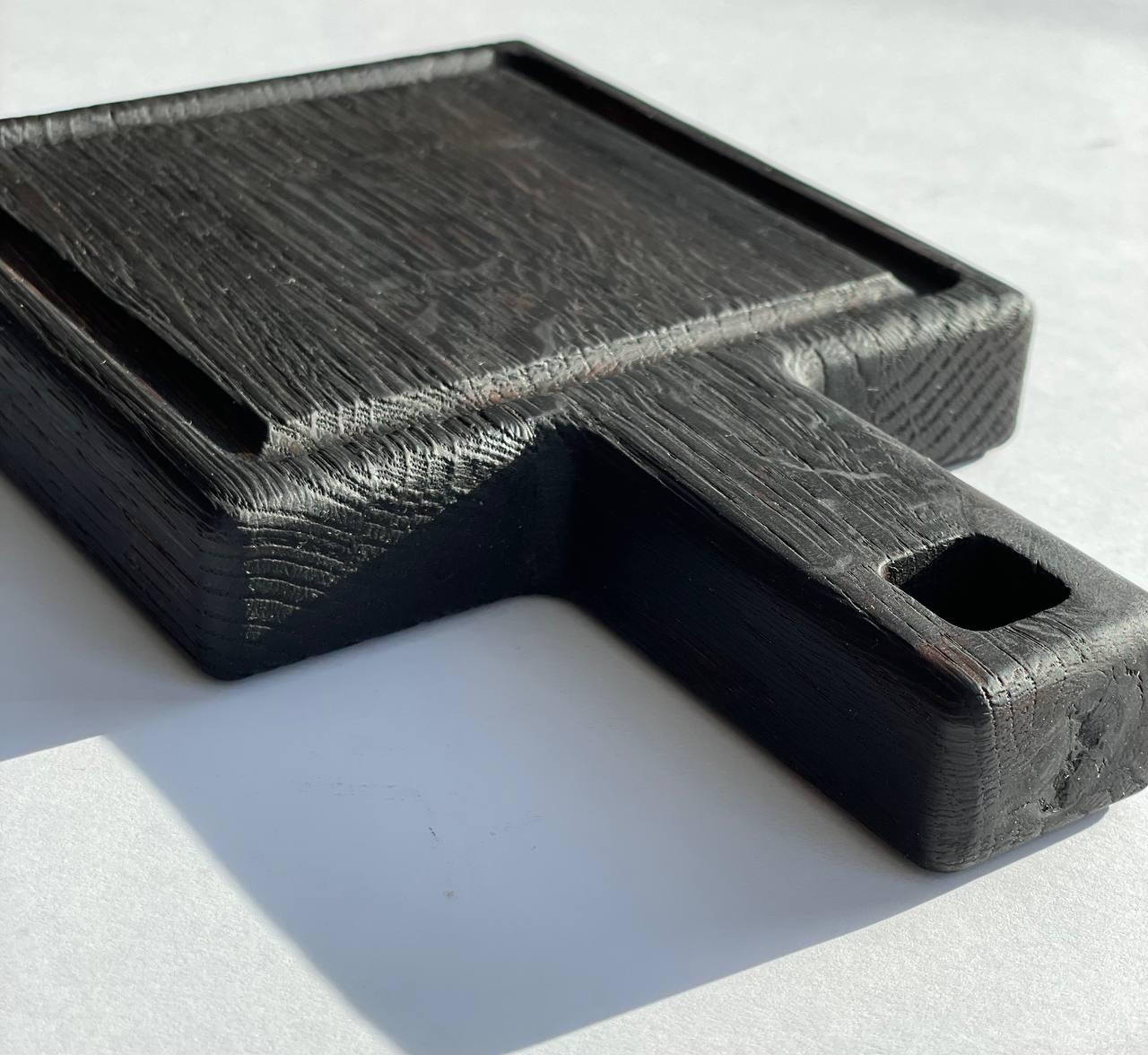 Доска обпаленая деревяная с ручкой для подачи блюд 13х20 см (9230026) - фото 5 Доска обпаленая деревяная с ручкой для подачи блюд 13х20 см (9230026) - фото 5