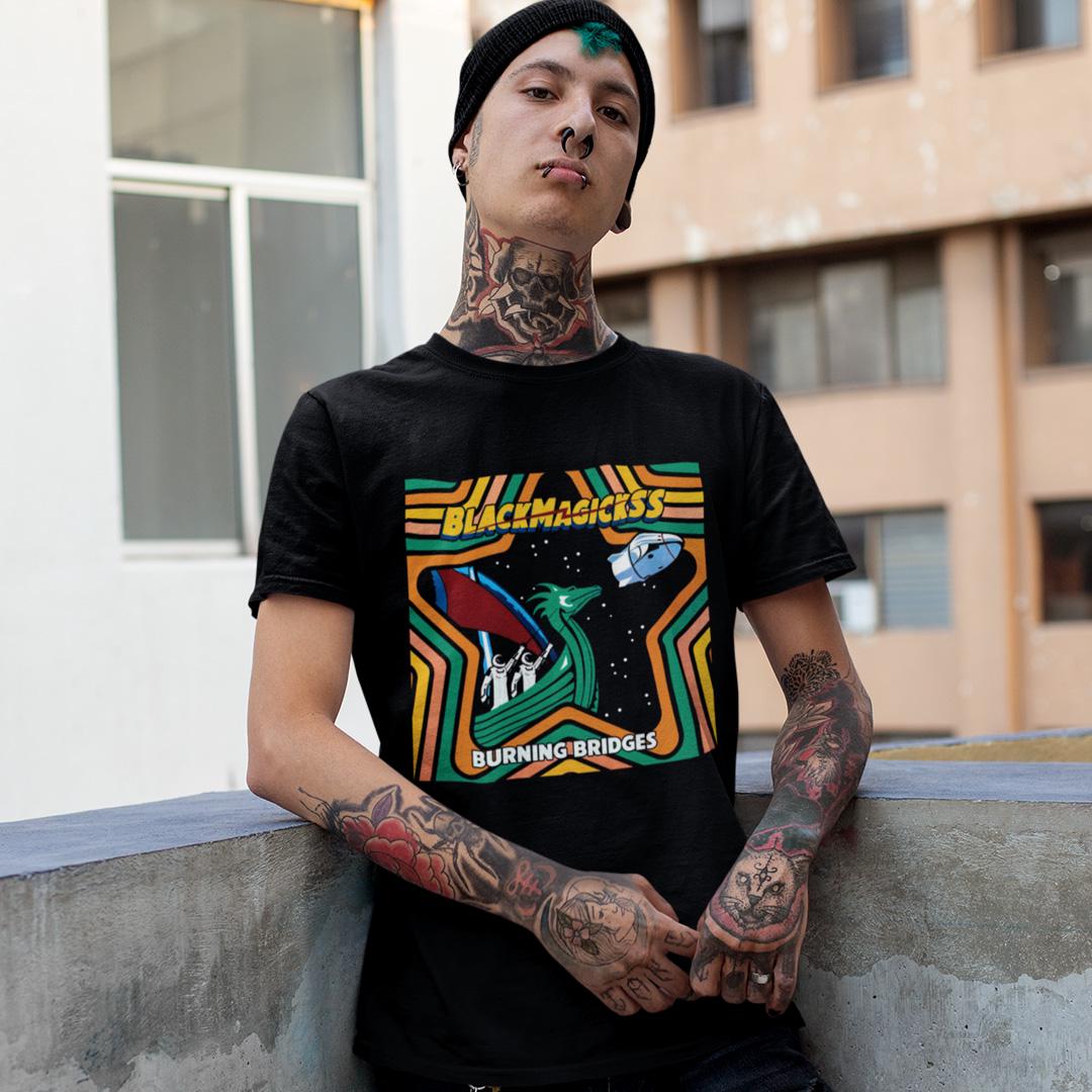 Футболка унисекс Black Magick SS Burning Bridges 2023 3XL Черный (31931703) Футболка унисекс Black Magick SS Burning Bridges 2023 3XL Черный (31931703)