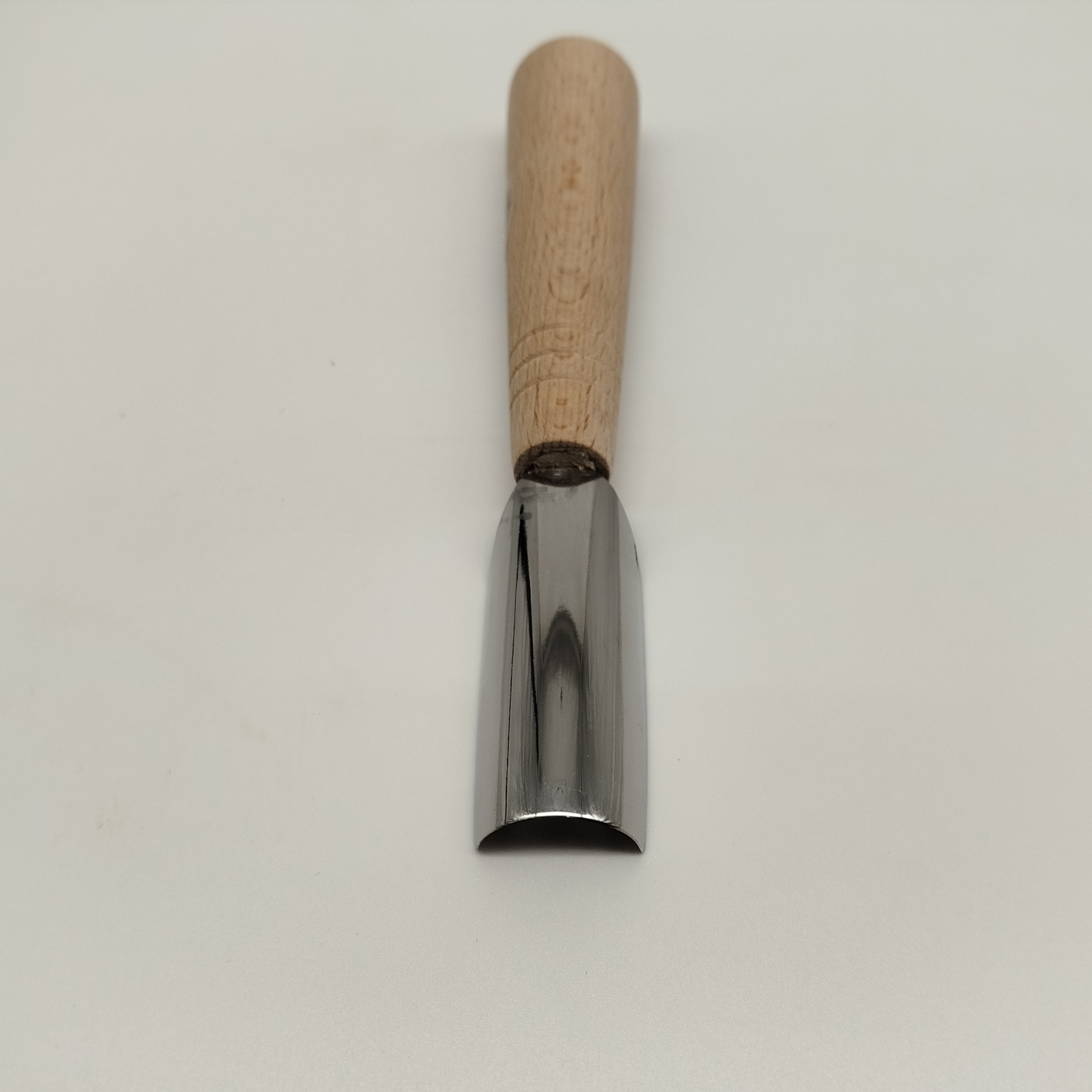 Стамеска полукруглая для резьбы по дереву из стали 65 г 30х50х20х190 мм (33740002) Стамеска полукруглая для резьбы по дереву из стали 65 г 30х50х20х190 мм (33740002)