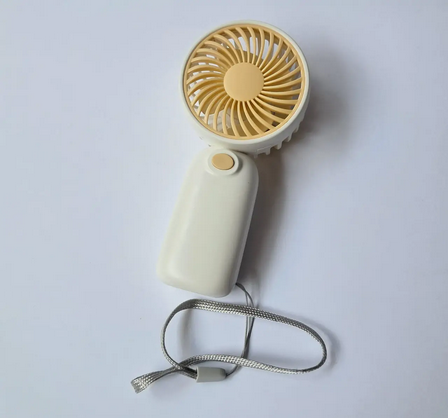 Вентилятор від батарейок 2 ААА Жовтий (WF-921) - фото 8 Вентилятор від батарейок 2 ААА Жовтий (WF-921) - фото 8