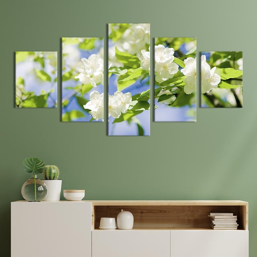 Модульная картина из 5 частей на холсте интерьерная картина Летный цвет яблони 187x94 см (226-52) Модульная картина из 5 частей на холсте интерьерная картина Летный цвет яблони 187x94 см (226-52)