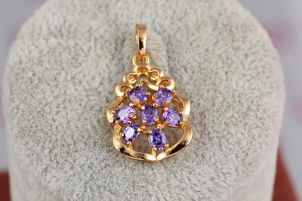 Кулон Xuping Jewelry Петриковка с фиолетовыми камнями 2,3 см Золотистый