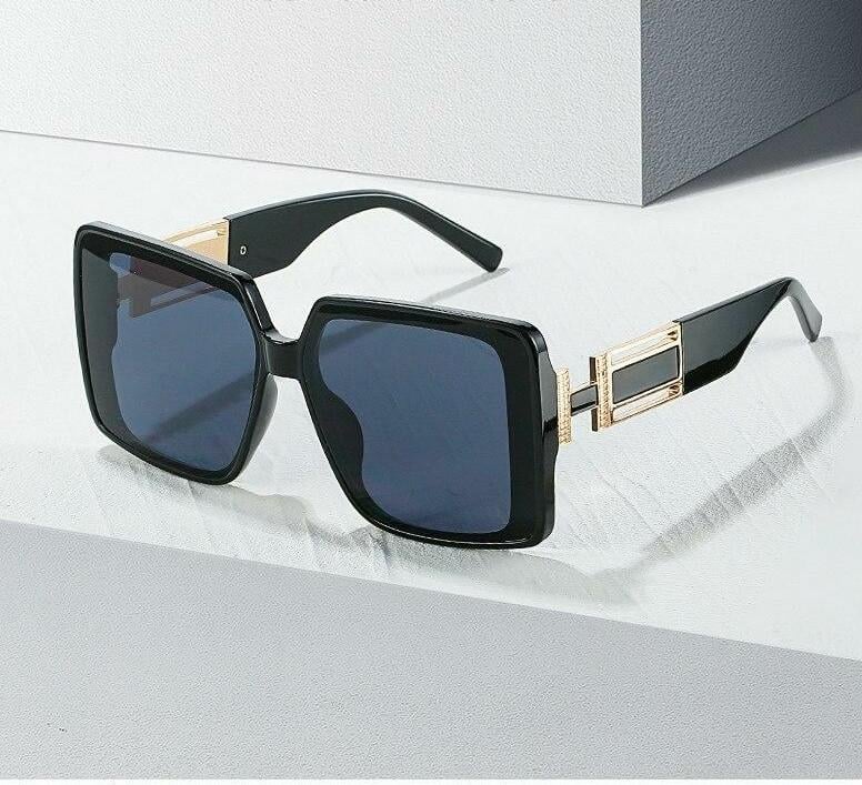 Солнцезащитные очки пластиковые квадратные UV400 6969 Black (34966492)