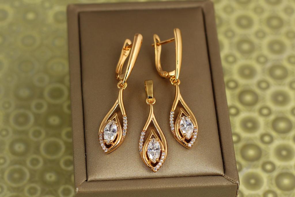 Набір Xuping Jewelry Сльоза світла Золотий (30827497) Набір Xuping Jewelry Сльоза світла Золотий (30827497)