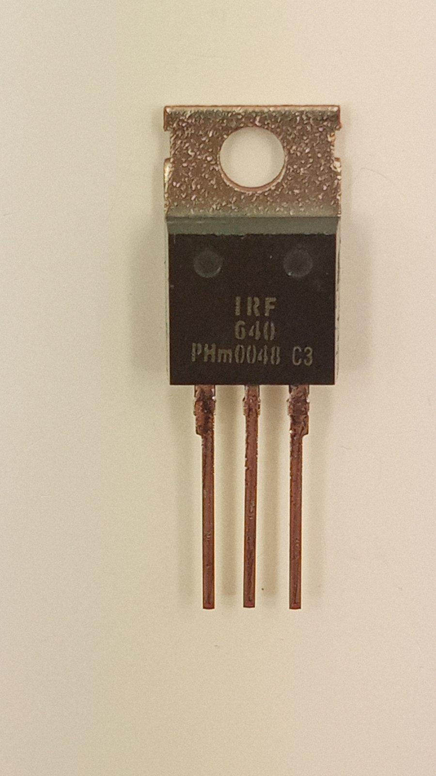 Транзистор IRF640N n-channel 200V 18A 0,18 Om TO-220 (05008)