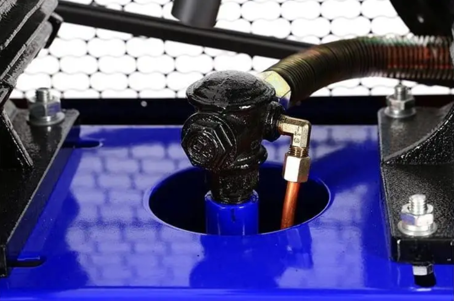 Компресор електричний оливний Kraft&Dele KD4065 200 л 3-поршневий (29535886) - фото 8 Компресор електричний оливний Kraft&Dele KD4065 200 л 3-поршневий (29535886) - фото 8