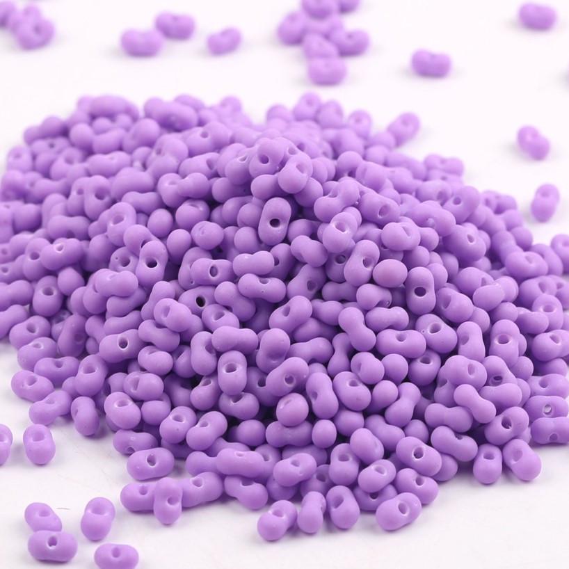 Бісер скляний у формі арахісу FARFALLE 6х4х3,2 мм 10 г Фіолетовий матовий (БР0604а66)