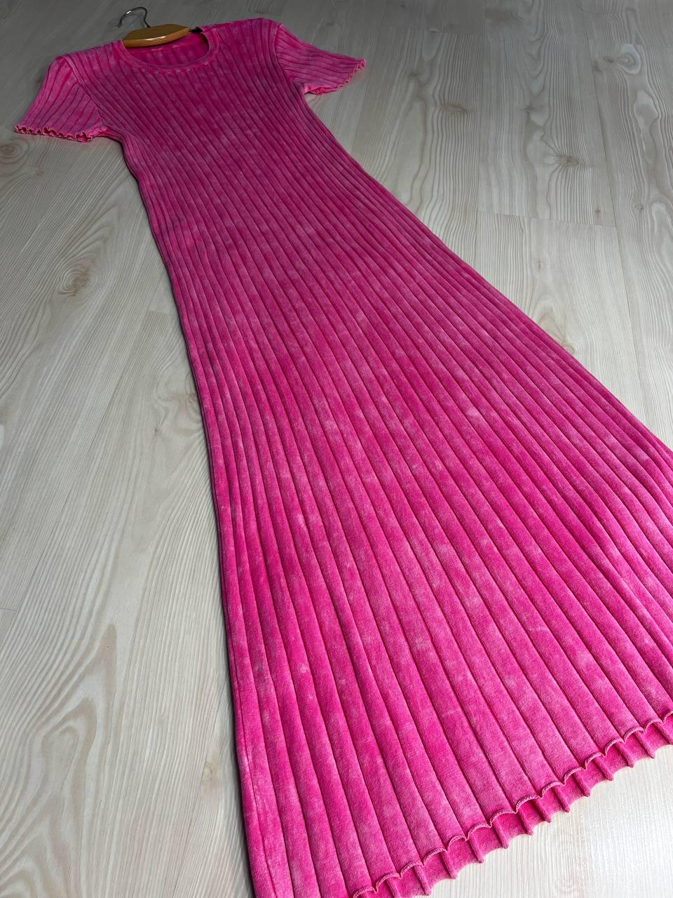 Платье женское Fashion 3042 длинная трапеция трикотажное в рубчик OS Розовый (26404735) - фото 2 Платье женское Fashion 3042 длинная трапеция трикотажное в рубчик OS Розовый (26404735) - фото 2