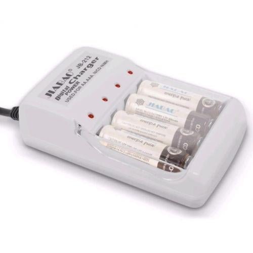 Зарядное устройство Jiabao Digital Charger JB-212 100 мА/4 с ААА аккумуляторами (370090)