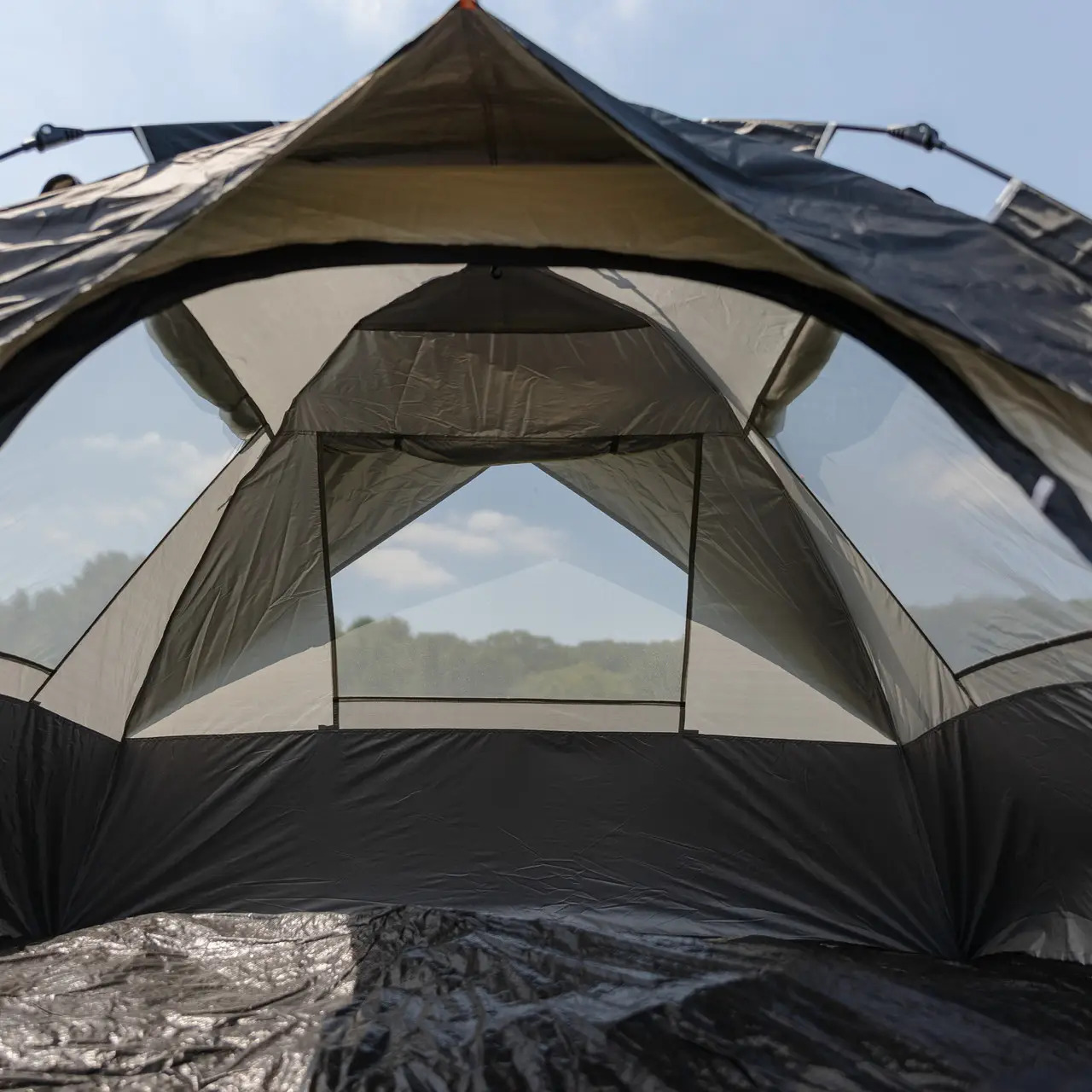 Палатка туристическая LUGI camping автоматическая с москитной сеткой и окнами с ковриком при входе 200х195х140 см (5b2b801e) - фото 5