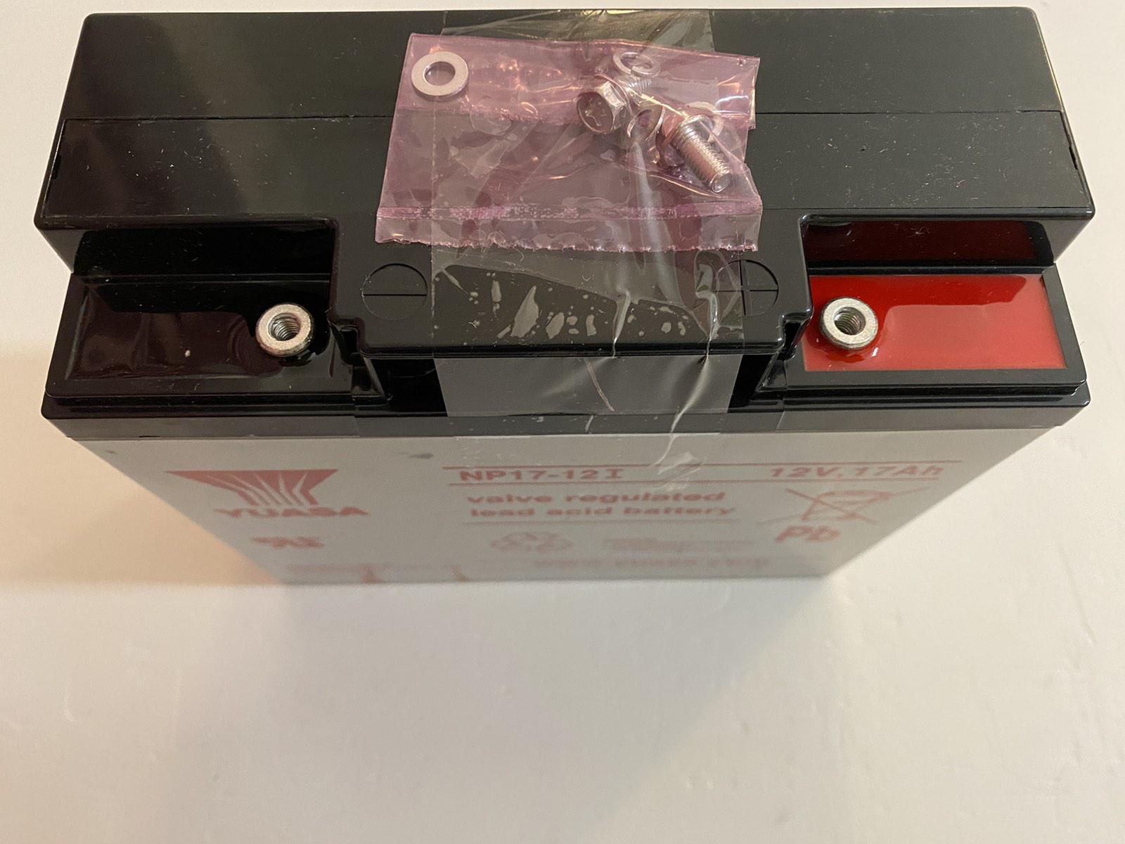 Акумуляторна батарея загального призначення Yuasa VRLA 12V 17 Ah 180x76x167 мм 6,1 кг (NP17-12I) - фото 4 Акумуляторна батарея загального призначення Yuasa VRLA 12V 17 Ah 180x76x167 мм 6,1 кг (NP17-12I) - фото 4