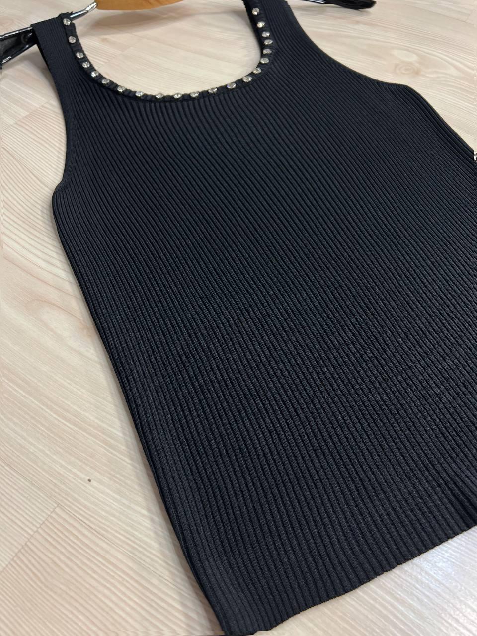 Майка женская A-N 3805 в рубчик с камнями на вырезе OS Черный (26404731) - фото 6
