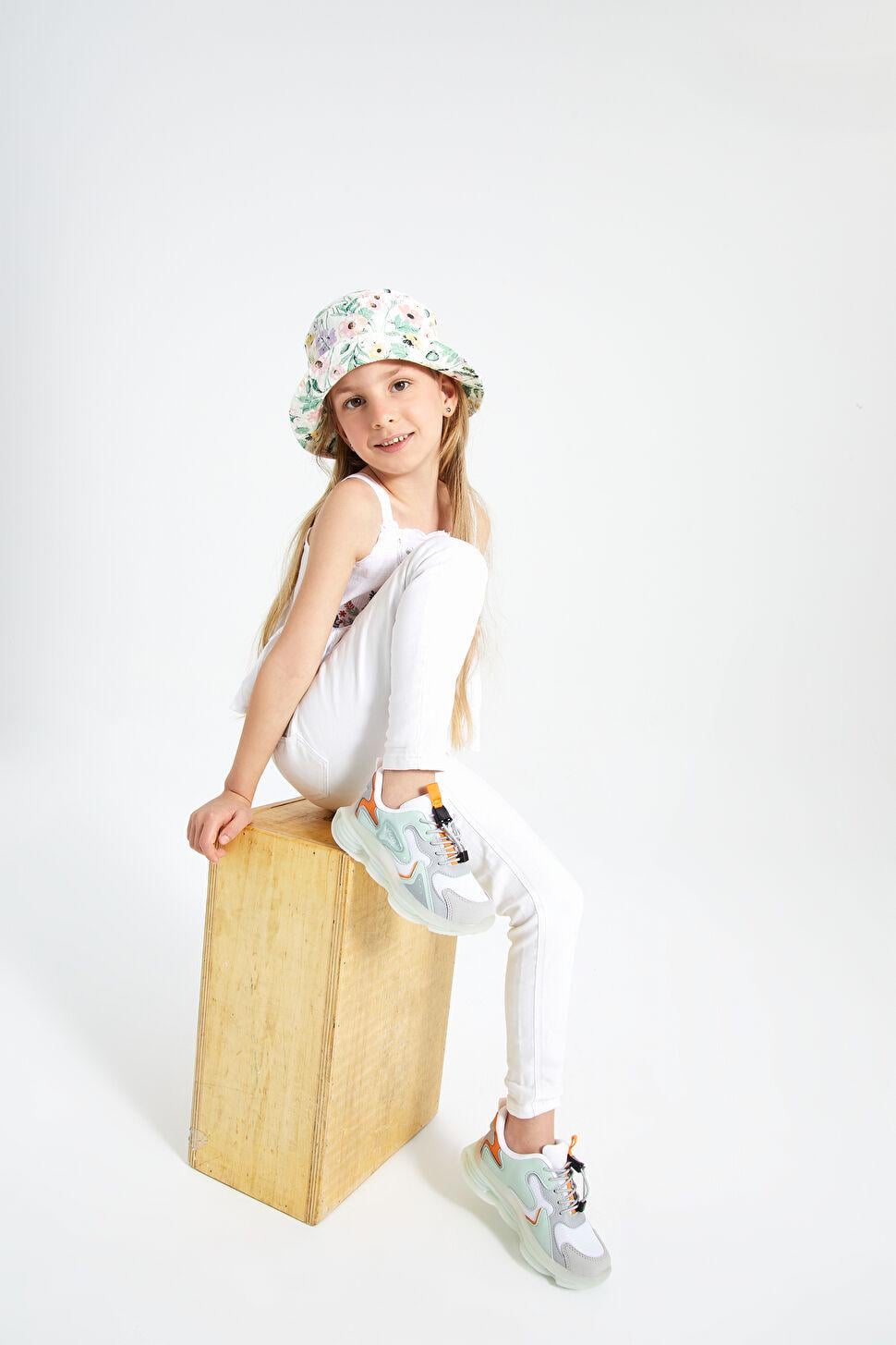 Кроссовки унисекс для детей Vicco Mask р. 37 длина стопы 23,5 см Белый (3486399273374)