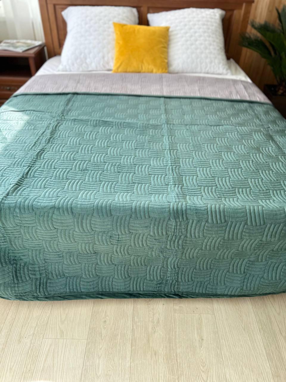 Плед-покривало велюровий бархатистий 210x230 см Смарагдовий (П4К-М-velur-pokruvalo002-03) - фото 2 Плед-покривало велюровий бархатистий 210x230 см Смарагдовий (П4К-М-velur-pokruvalo002-03) - фото 2