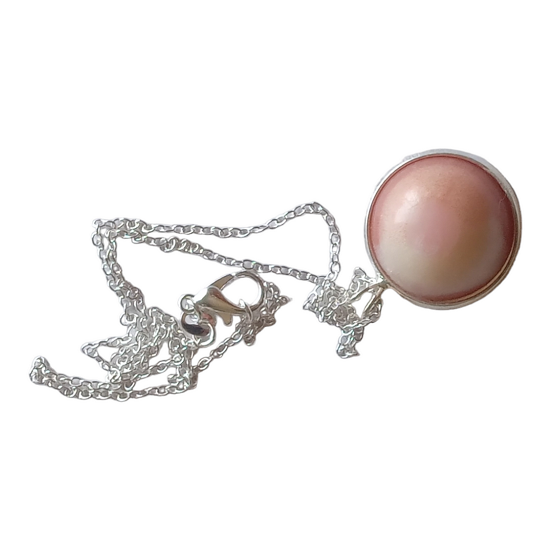 Подвеска на шею ручной работы Круг 2 см Кремовый/Белый (15329962) Подвеска на шею ручной работы Круг 2 см Кремовый/Белый (15329962)