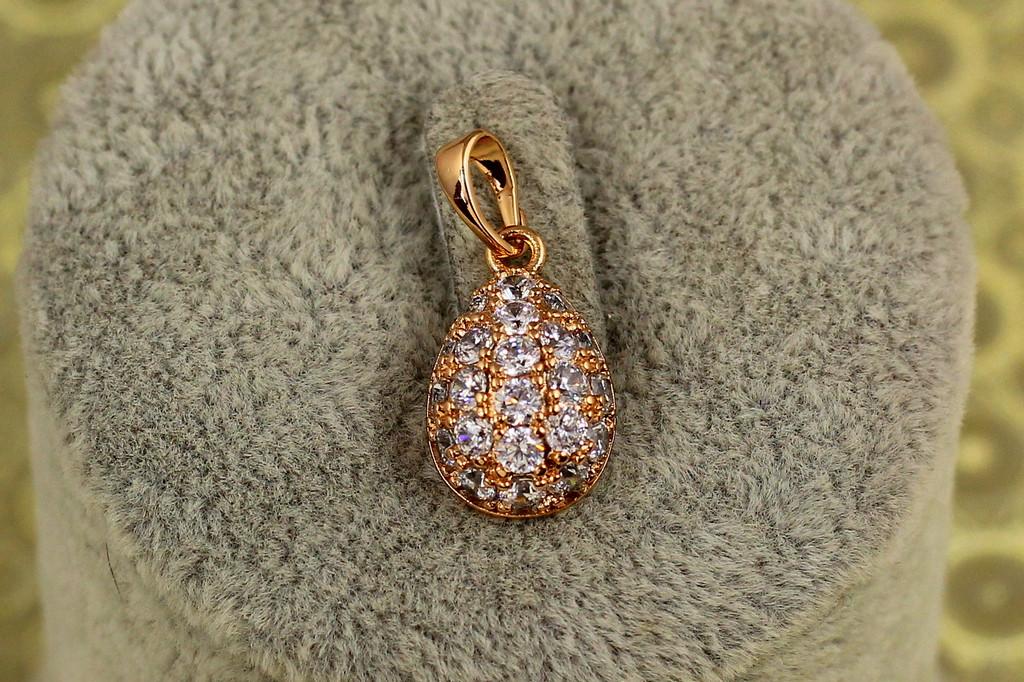 Кулон Xuping Jewelry капля с фианитами 1,8 см Золотистый (2629124973) - фото 2 Кулон Xuping Jewelry капля с фианитами 1,8 см Золотистый (2629124973) - фото 2