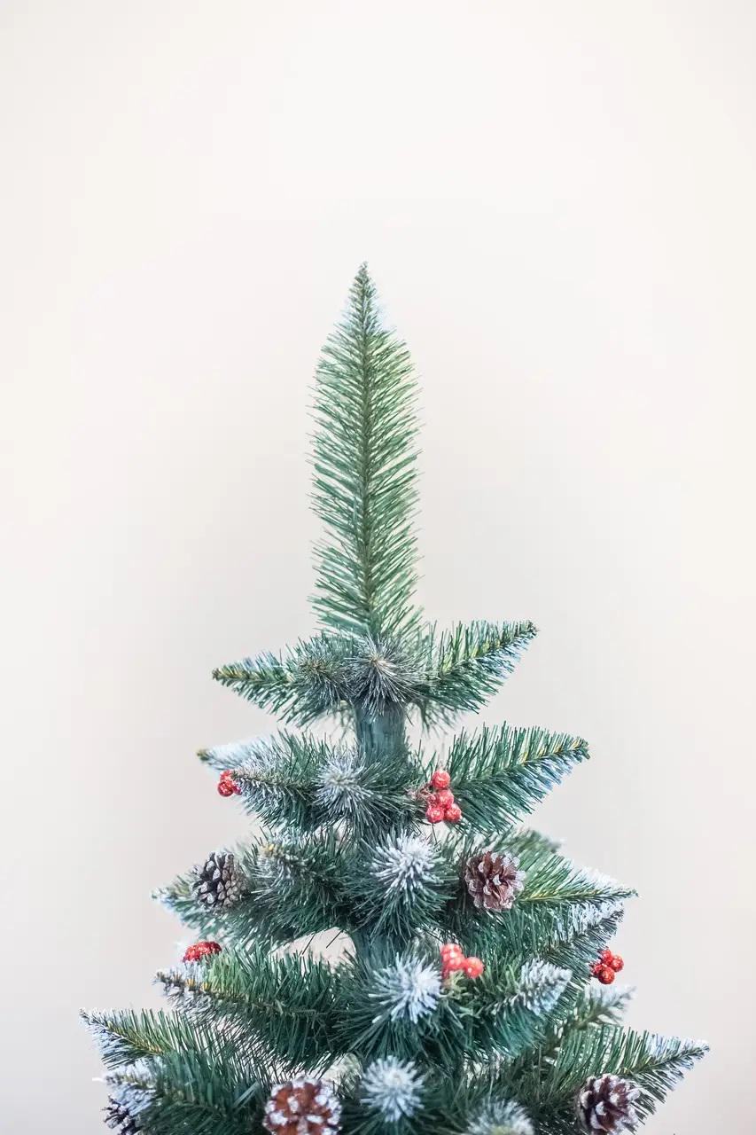 Искусственная елка Элитная с шишками и калиной 2 м - фото 4 Искусственная елка Элитная с шишками и калиной 2 м - фото 4