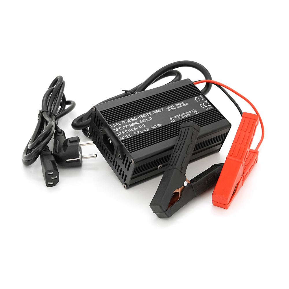 Зарядное устройство VOLTRONIC Li-ion 16,8V 4S 15A с крокодилами для аккумуляторов (36866)