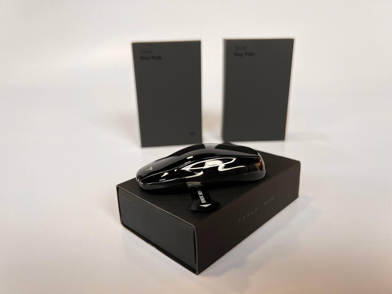 Ключ карта model 3/Y KEY FOB