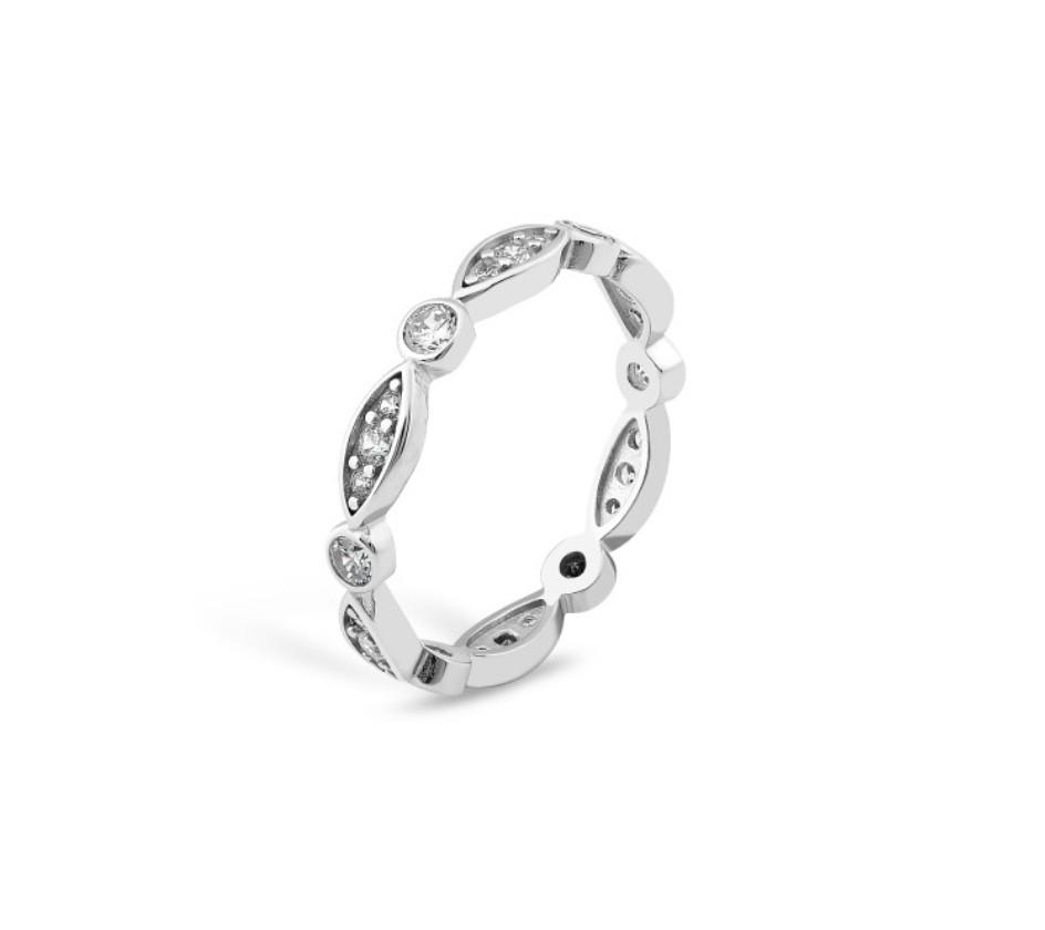 Кольцо серебряное женское Дорожка с белыми Каменными р. 17,5 925 пробы 1,65 г (868)