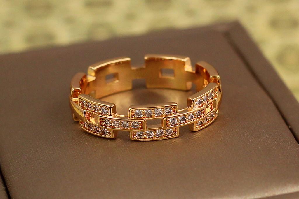 Кольцо Xuping Jewelry Цитадель р. 18 Золотистый